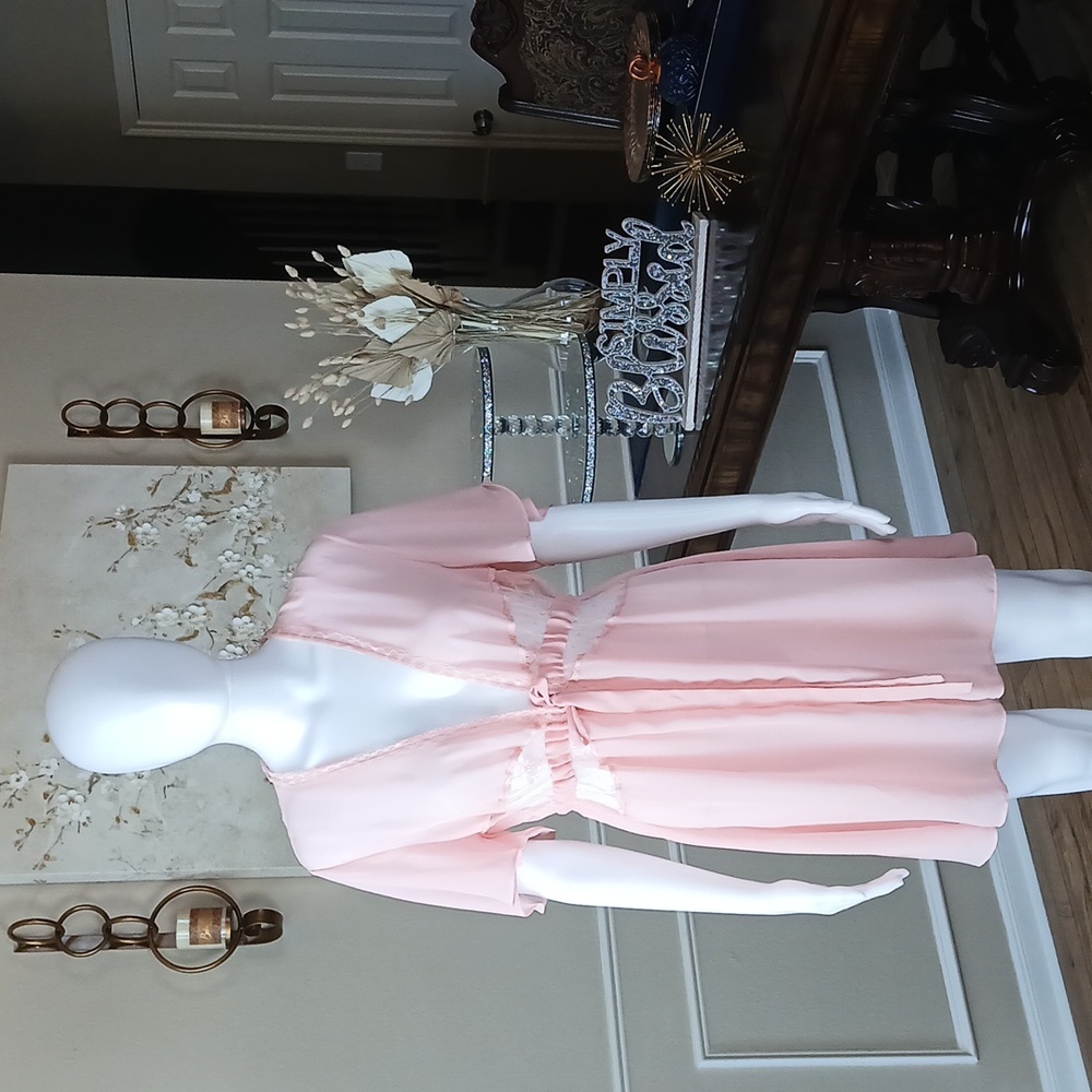 Flora Women's Elegant Pink Sheer Illusions Robe. Size S/M